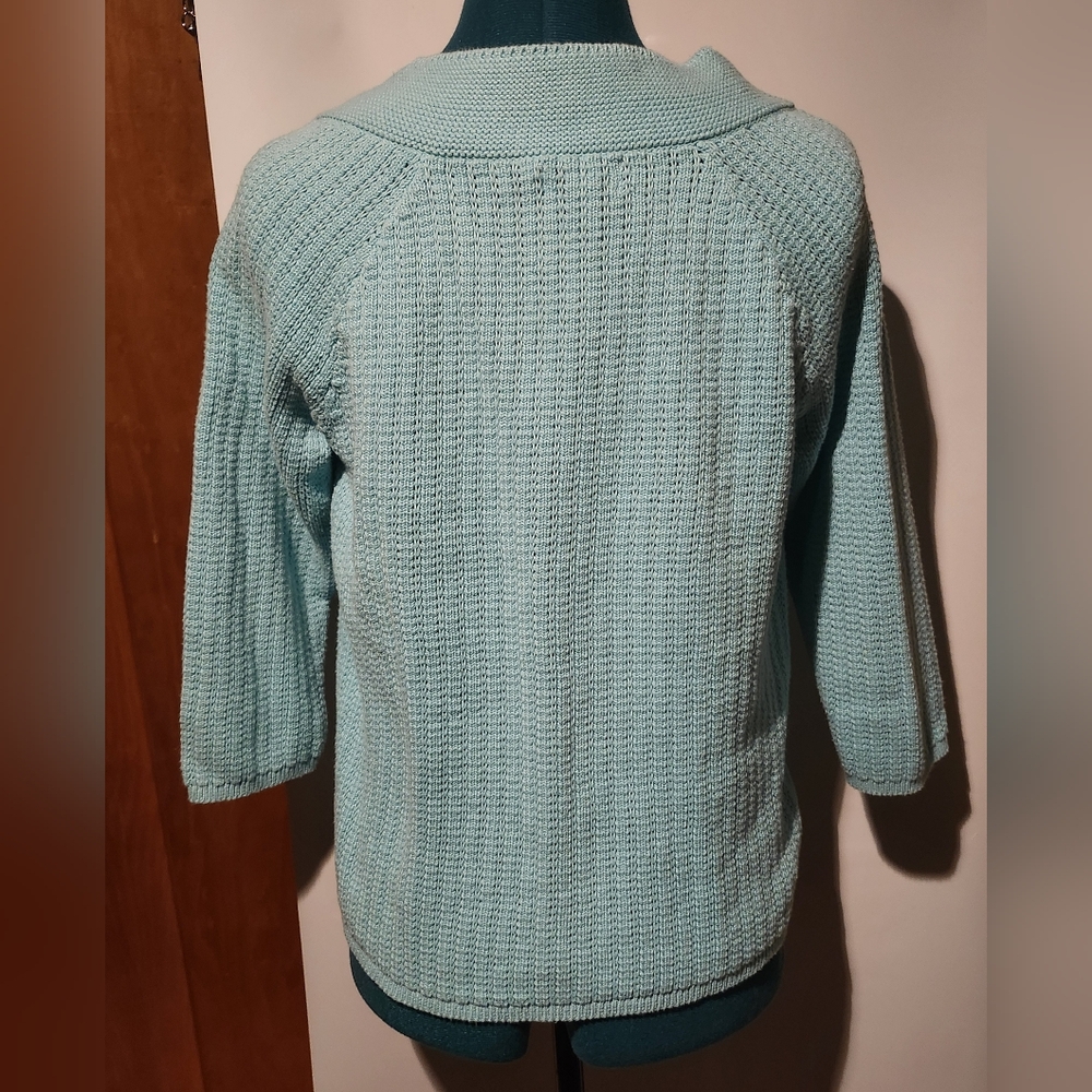 Lightly Used Croft & Barrow Women's Light Aqua Sweater - Picture 7 of 9